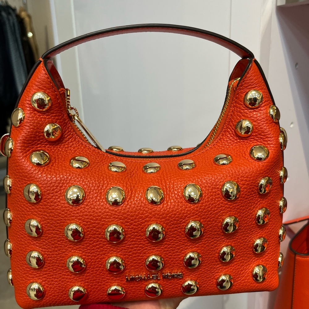 Michael Kors Ember Small Handbag
Purse Leather Crossbody Messenger Bag Red Clay🍊